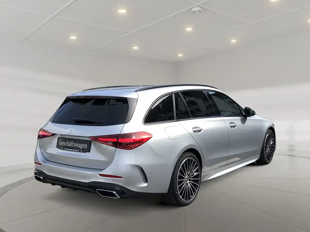 Mercedes-Benz C 220 - Thumbnail 2