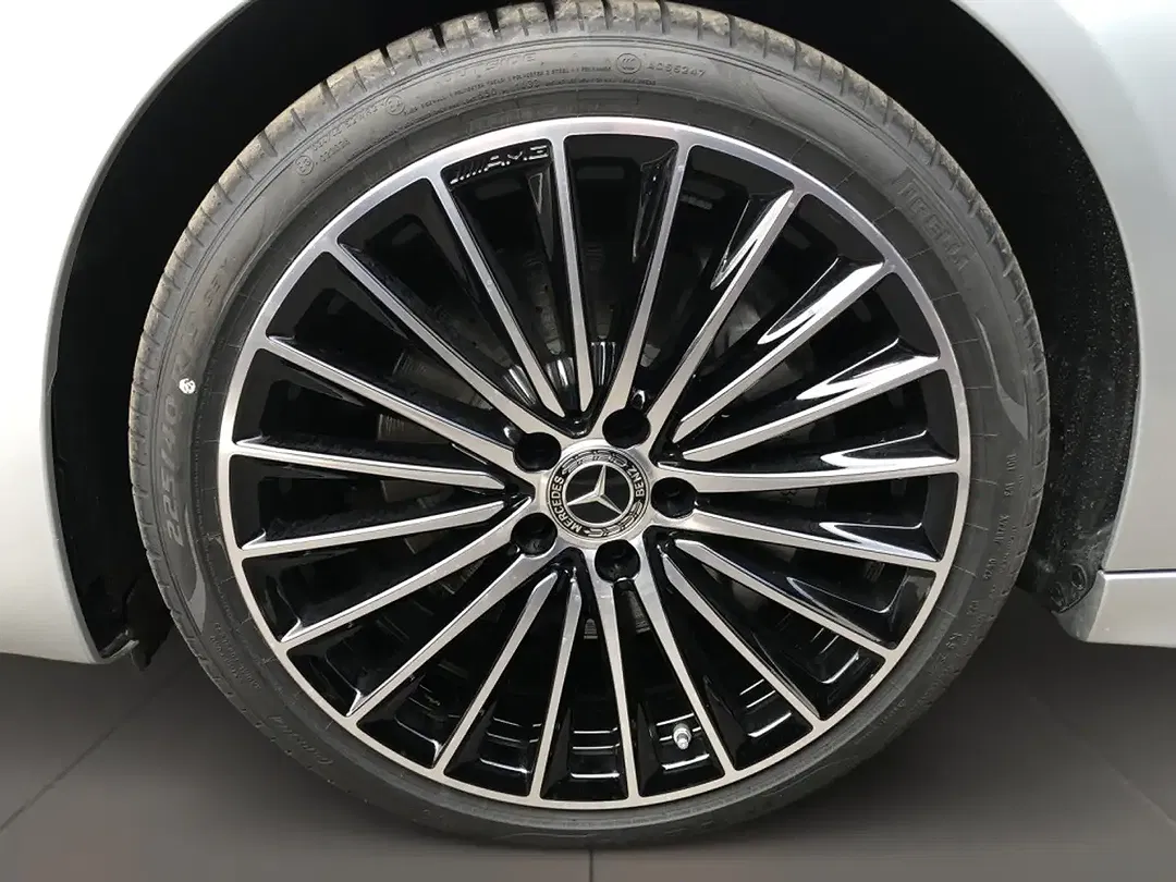 Mercedes-Benz C 220 - Thumbnail 8