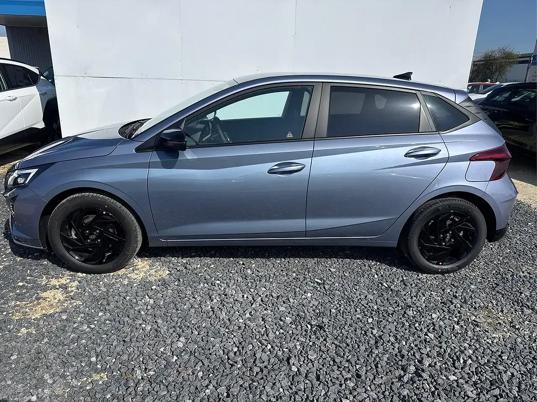 Hyundai i20 - Thumbnail 3