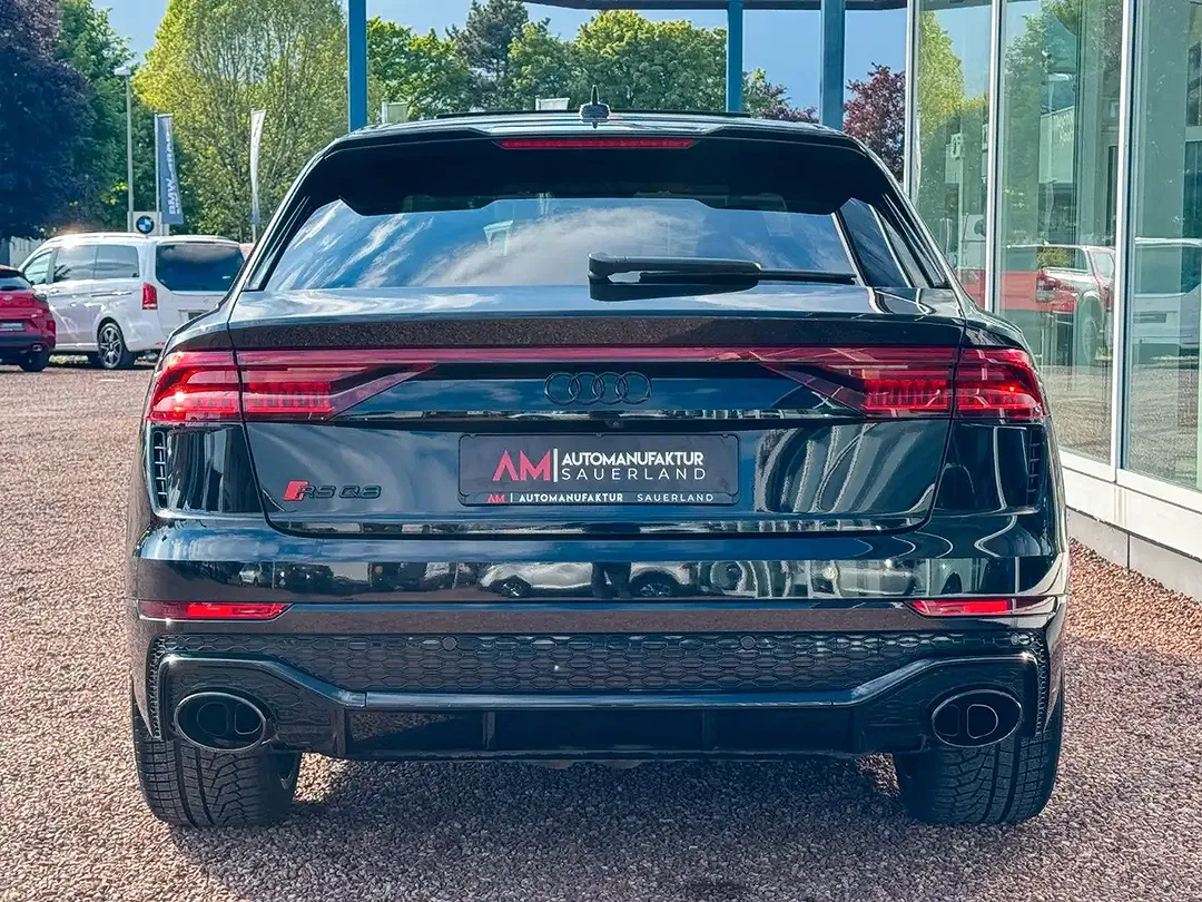 Audi RS Q8 - Thumbnail 11