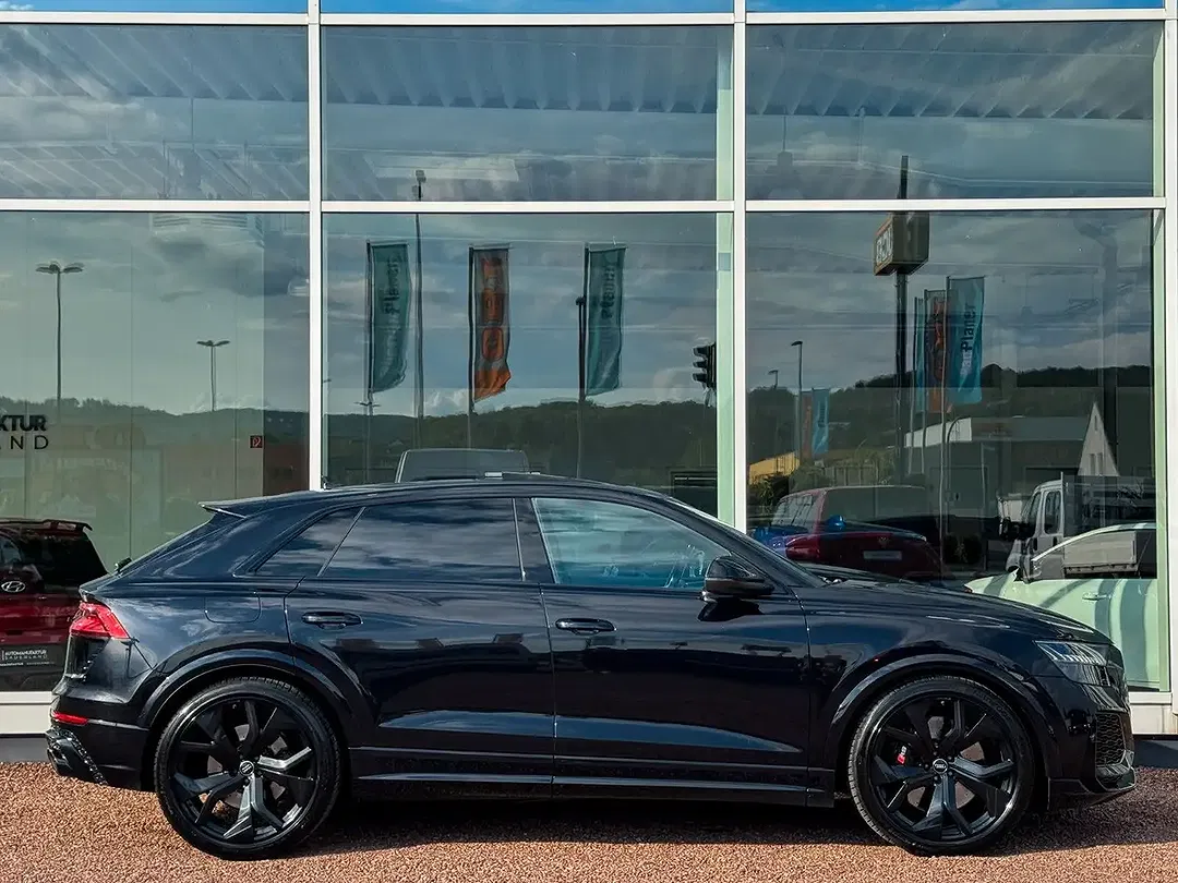 Audi RS Q8 - Thumbnail 14