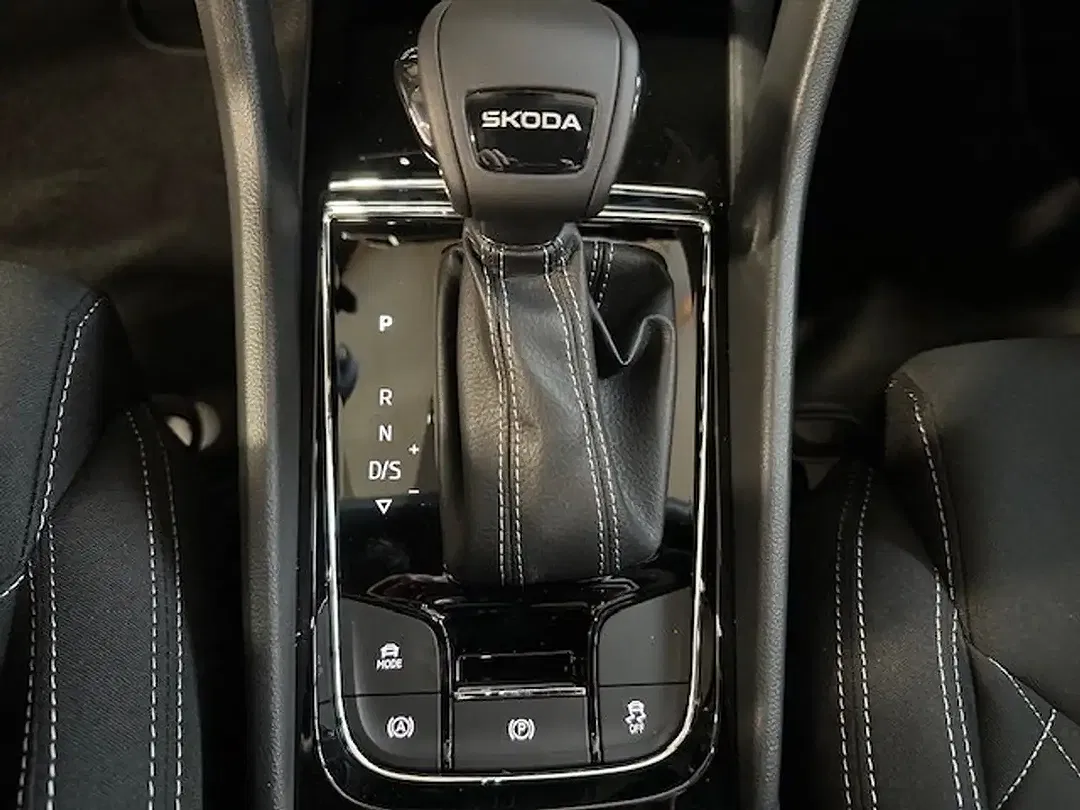 Skoda Karoq - Thumbnail 18
