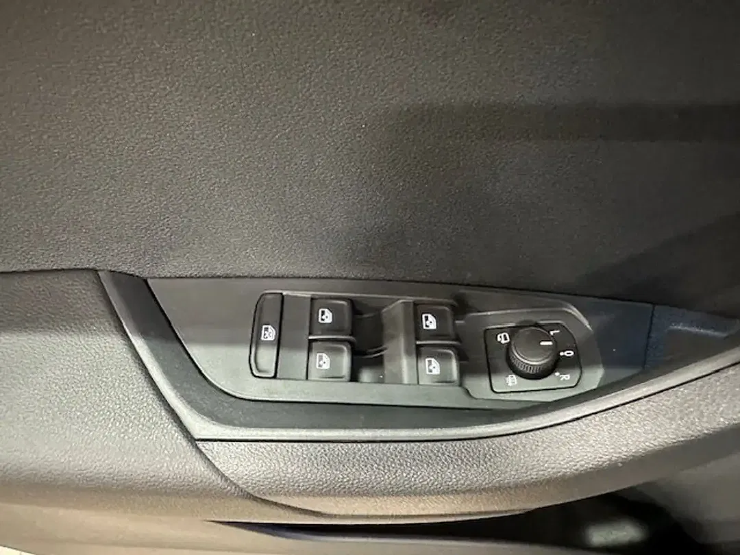 Skoda Karoq - Thumbnail 20