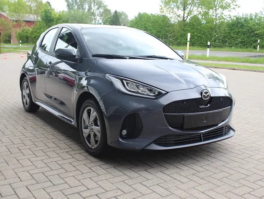 Mazda 2 - Thumbnail 6
