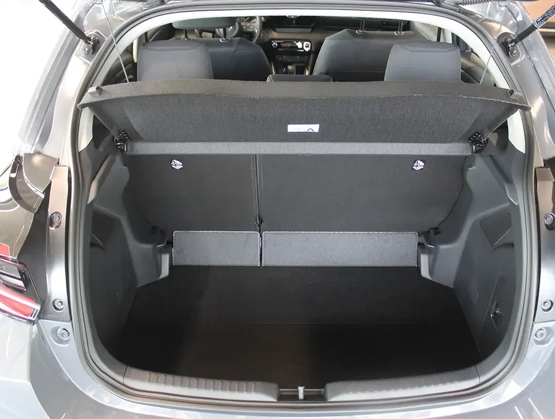 Mazda 2 - Thumbnail 9