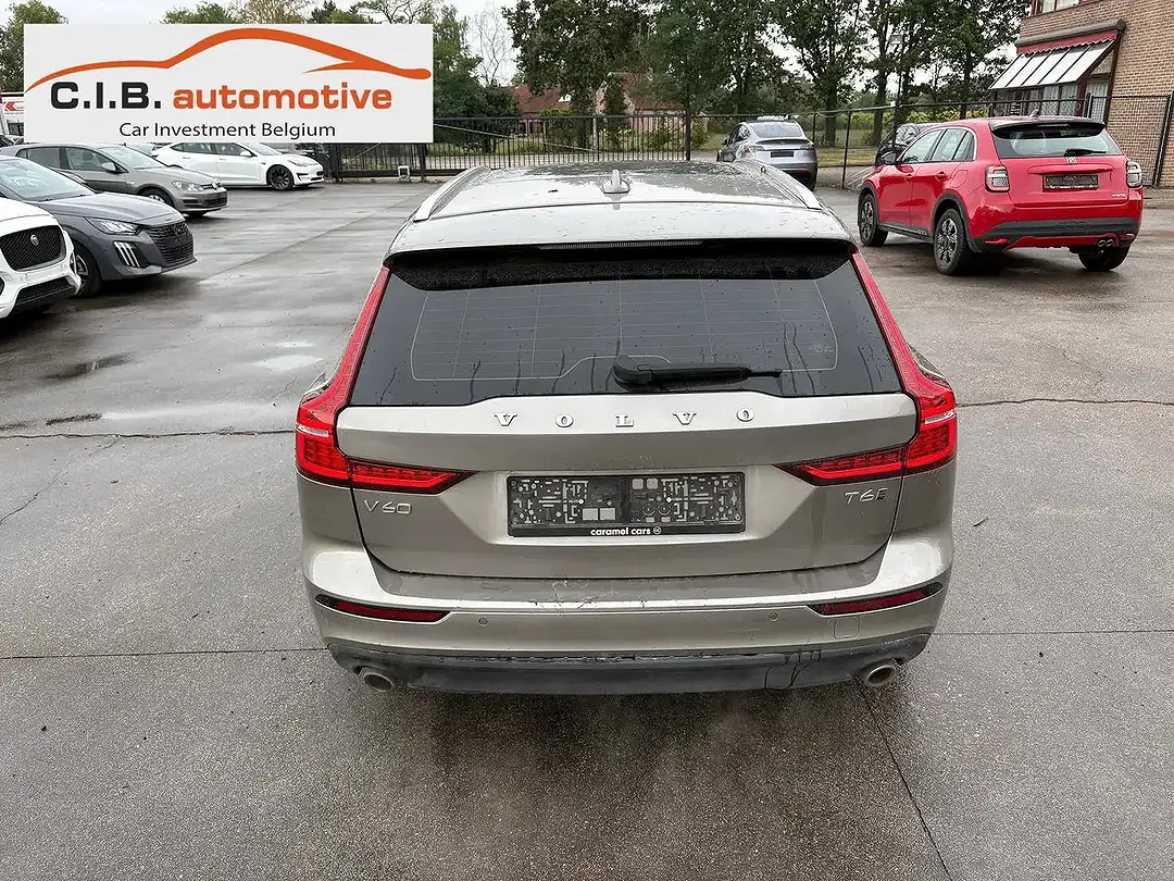 Volvo V60 - Thumbnail 3