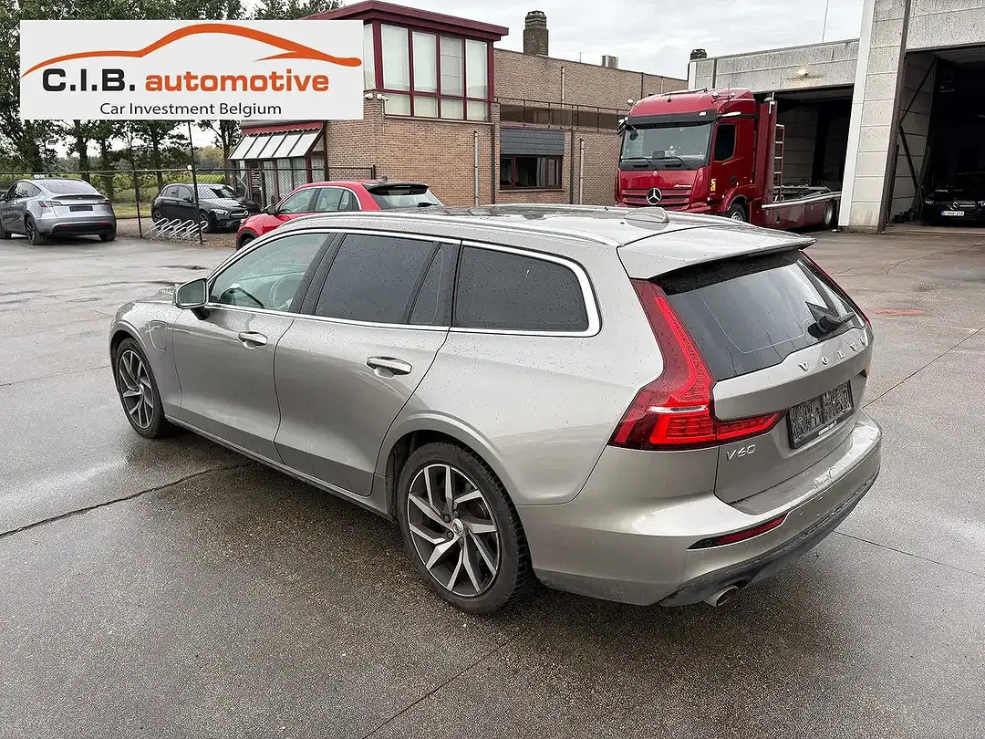Volvo V60 - Thumbnail 4