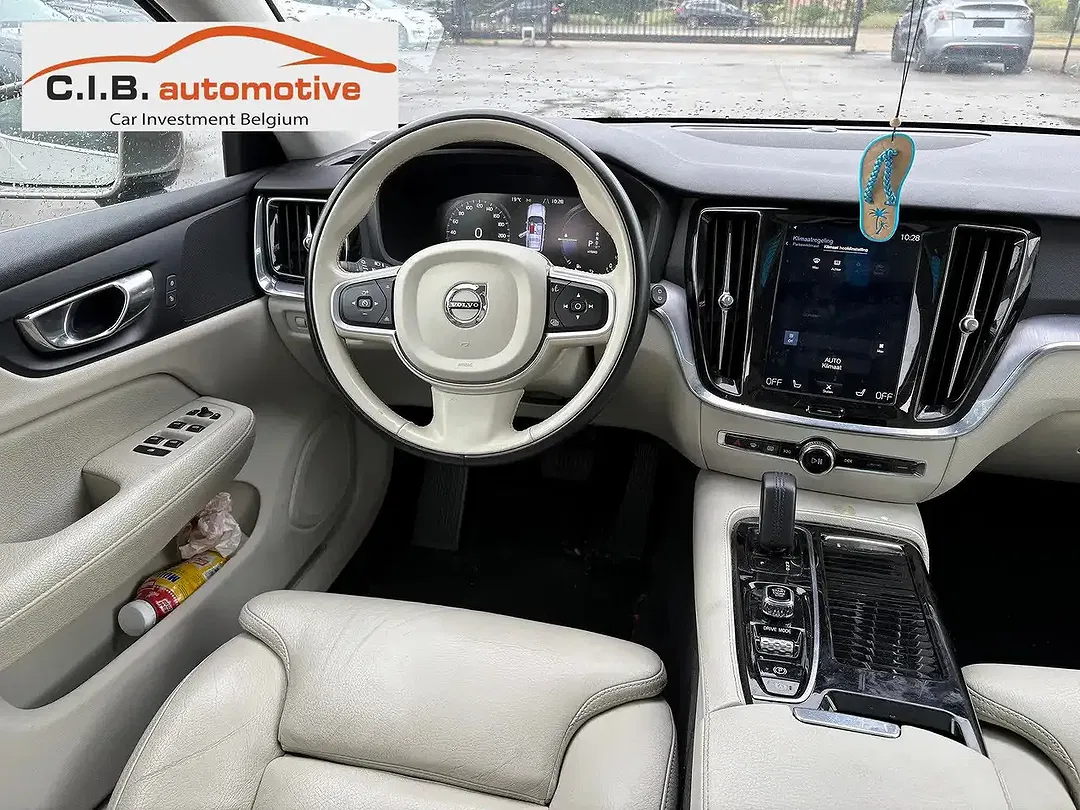 Volvo V60 - Thumbnail 9