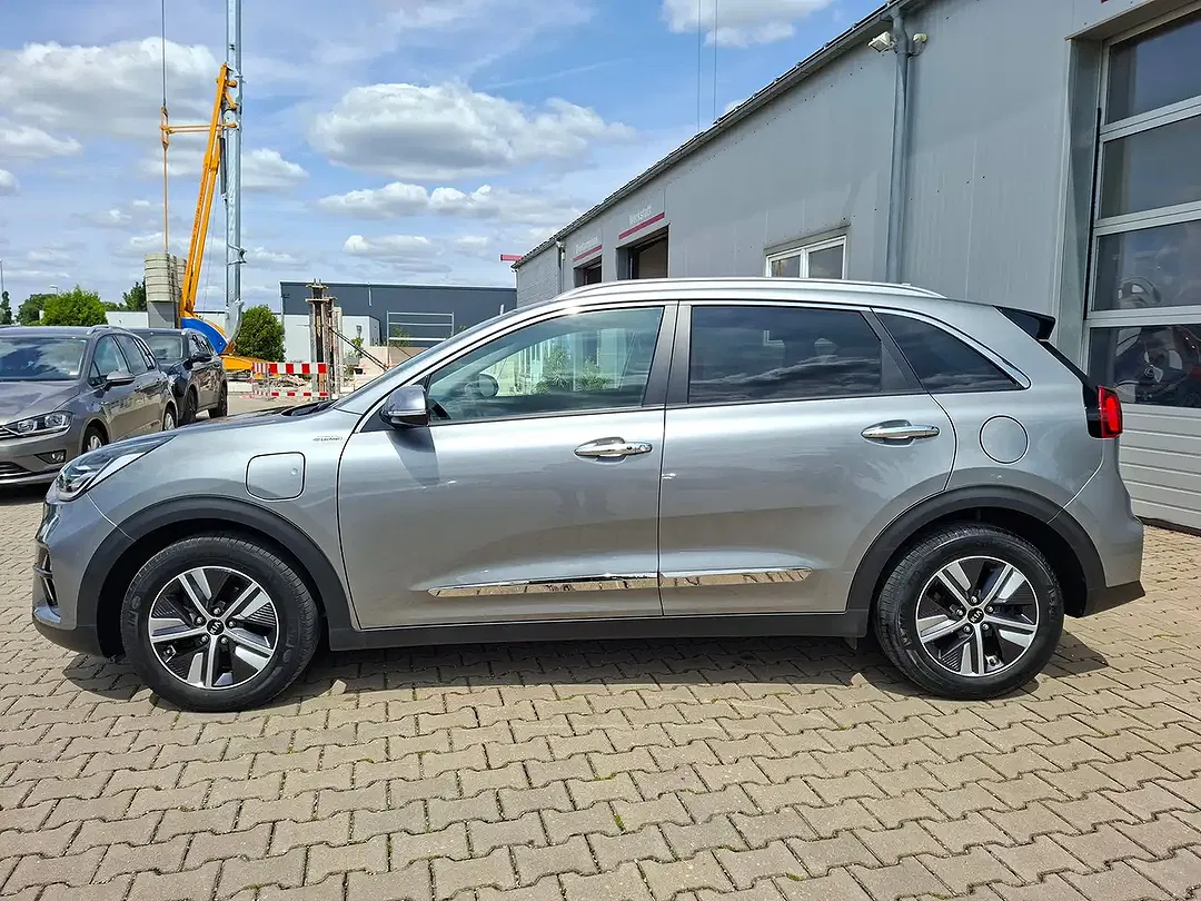 Kia Niro - Thumbnail 3