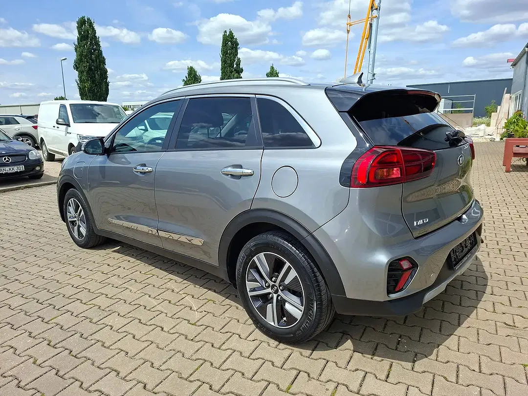 Kia Niro - Thumbnail 4