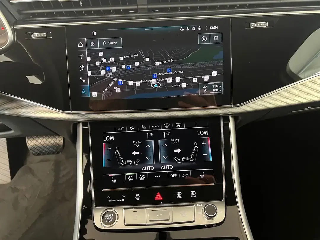 Audi Q7 - Thumbnail 9