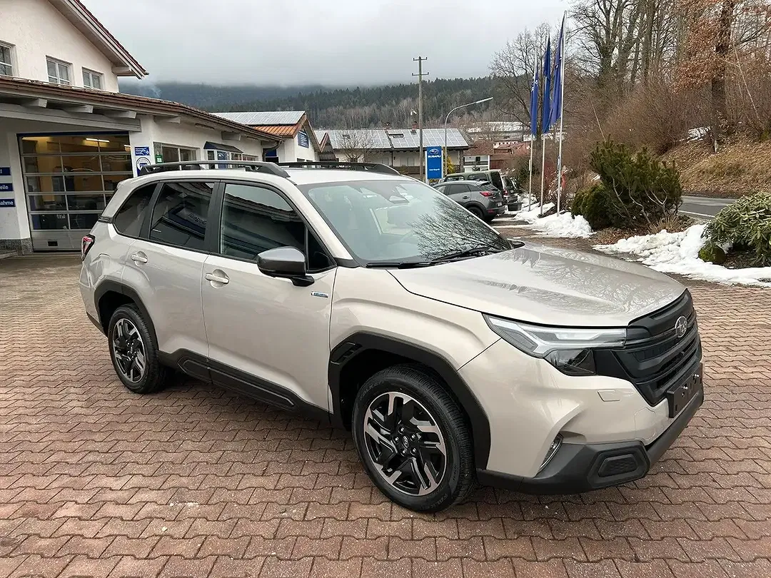 Subaru Forester - Thumbnail 4