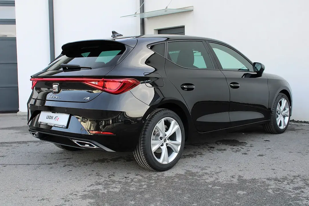 SEAT Leon - Thumbnail 8