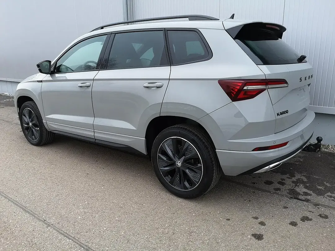 Skoda Karoq - Thumbnail 3