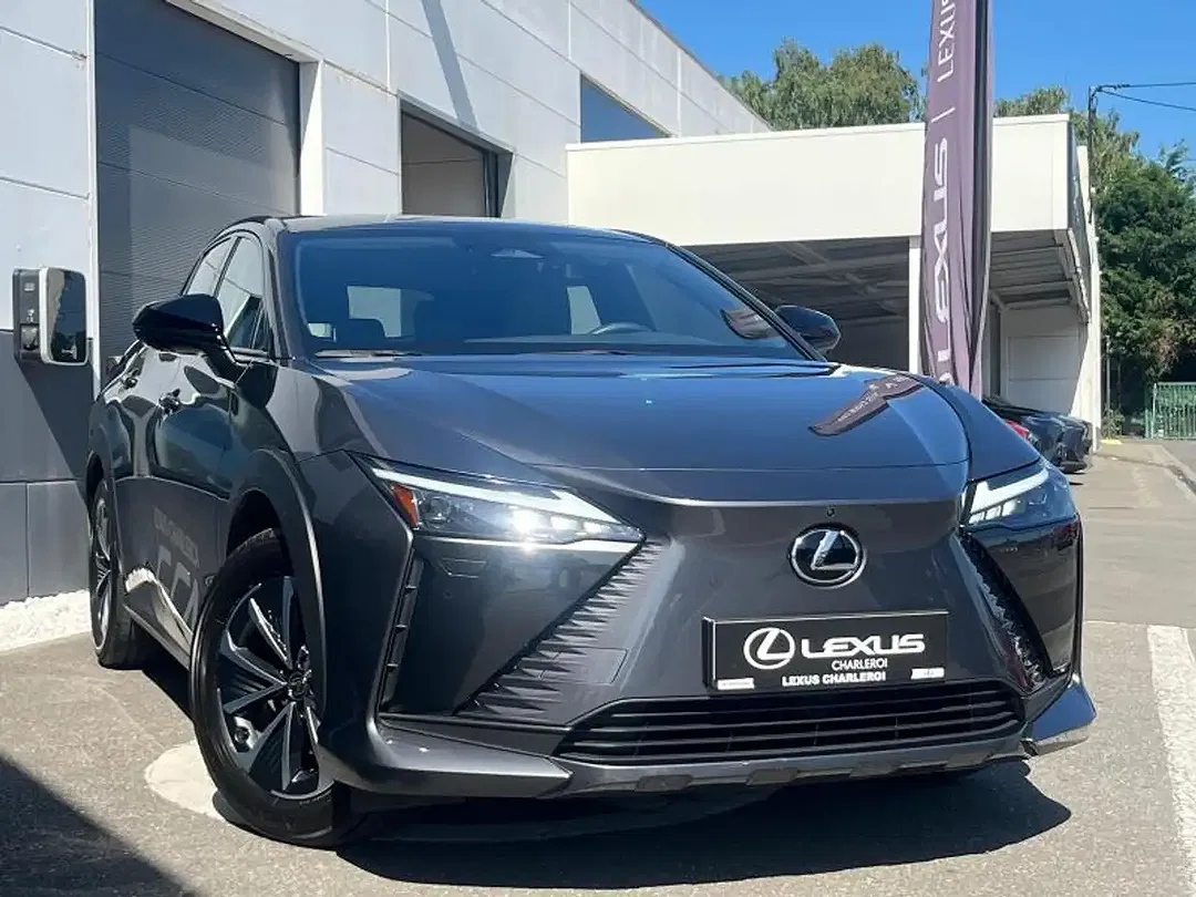 Lexus RZ - Thumbnail 3