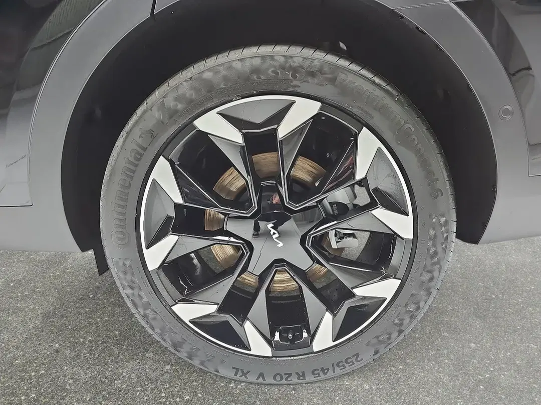 Kia Sorento - Thumbnail 6