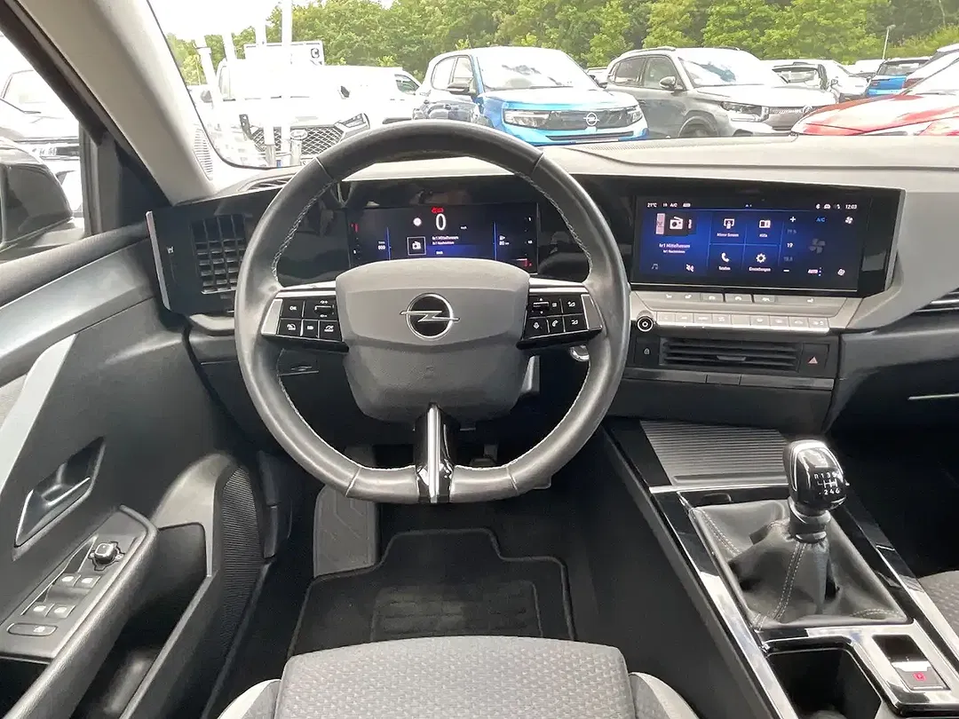 Opel Astra - Thumbnail 4