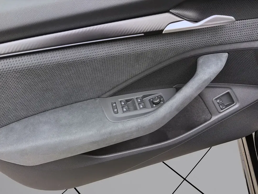 Skoda Superb - Thumbnail 11