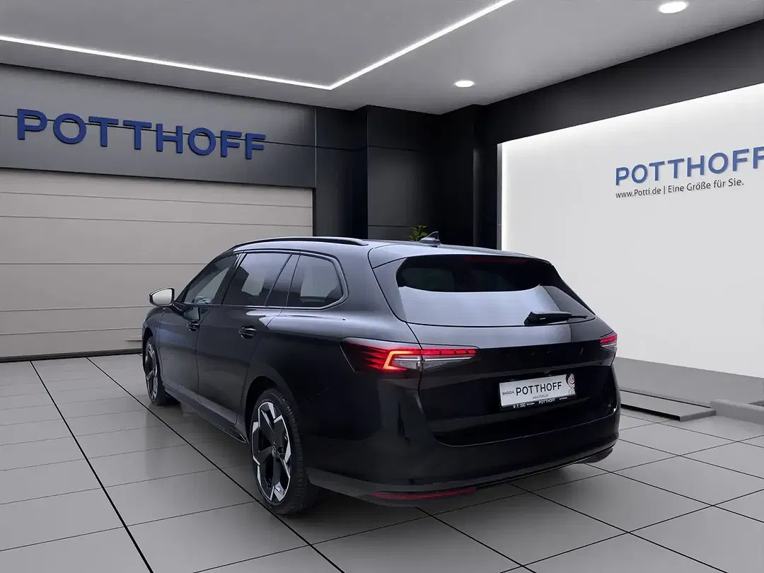 Skoda Superb - Thumbnail 3