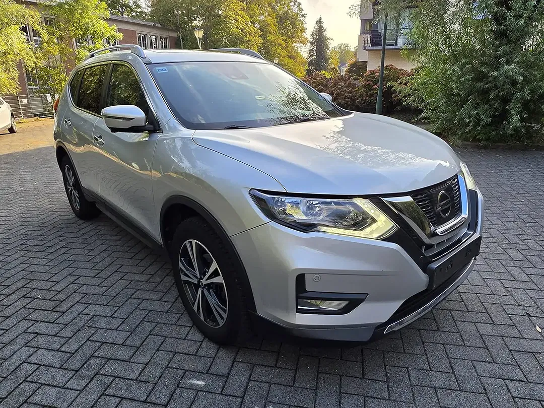 Nissan X-Trail - Thumbnail 2