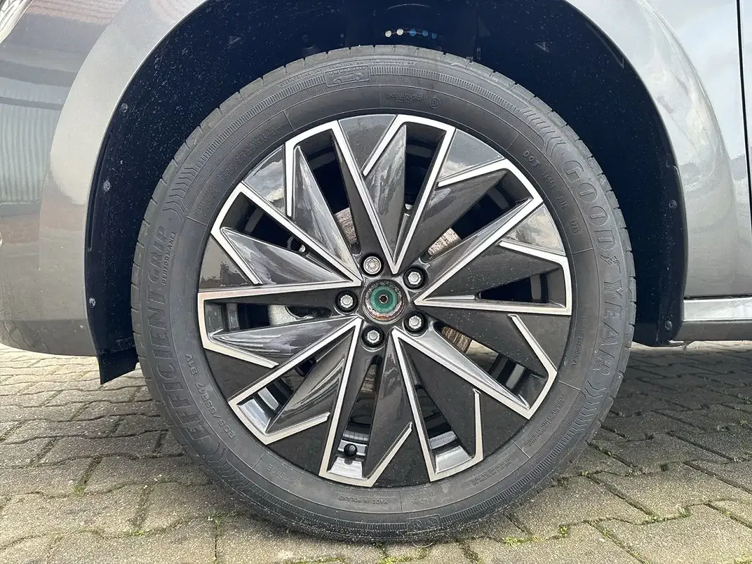 Skoda Kamiq - Thumbnail 8