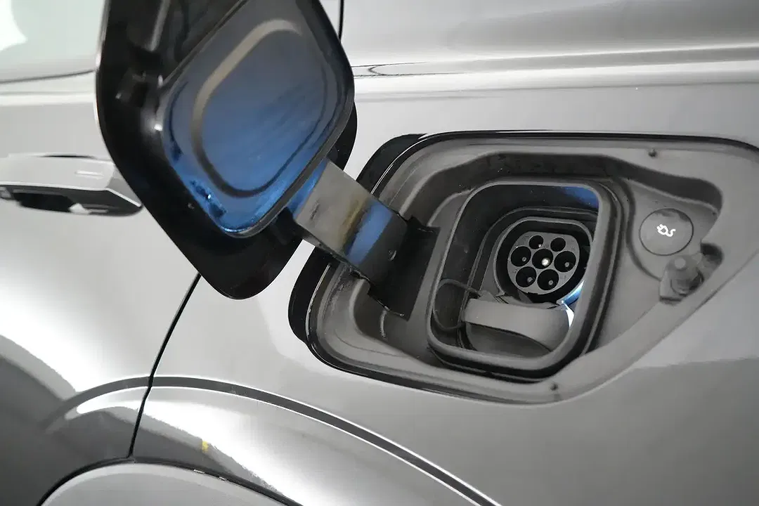 Polestar 2 - Thumbnail 24