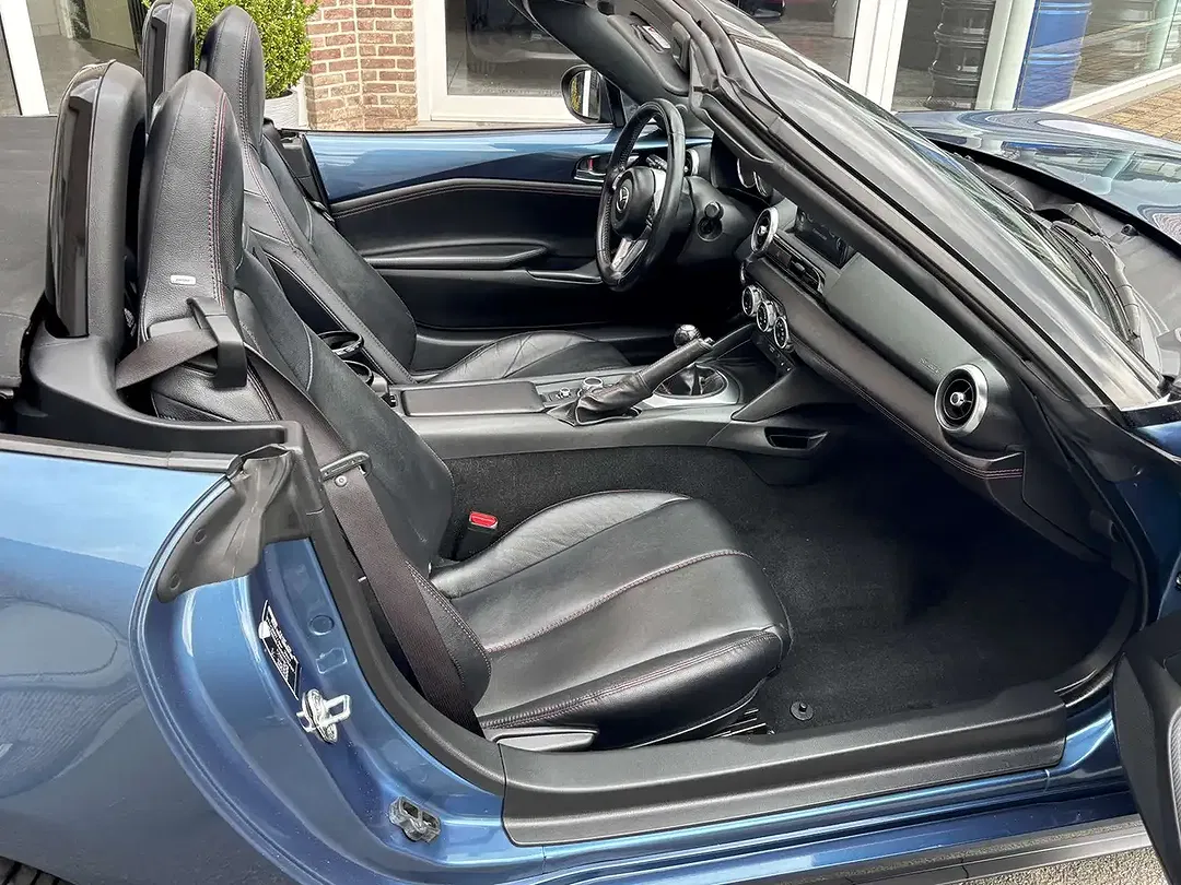 Mazda MX-5 - Thumbnail 11