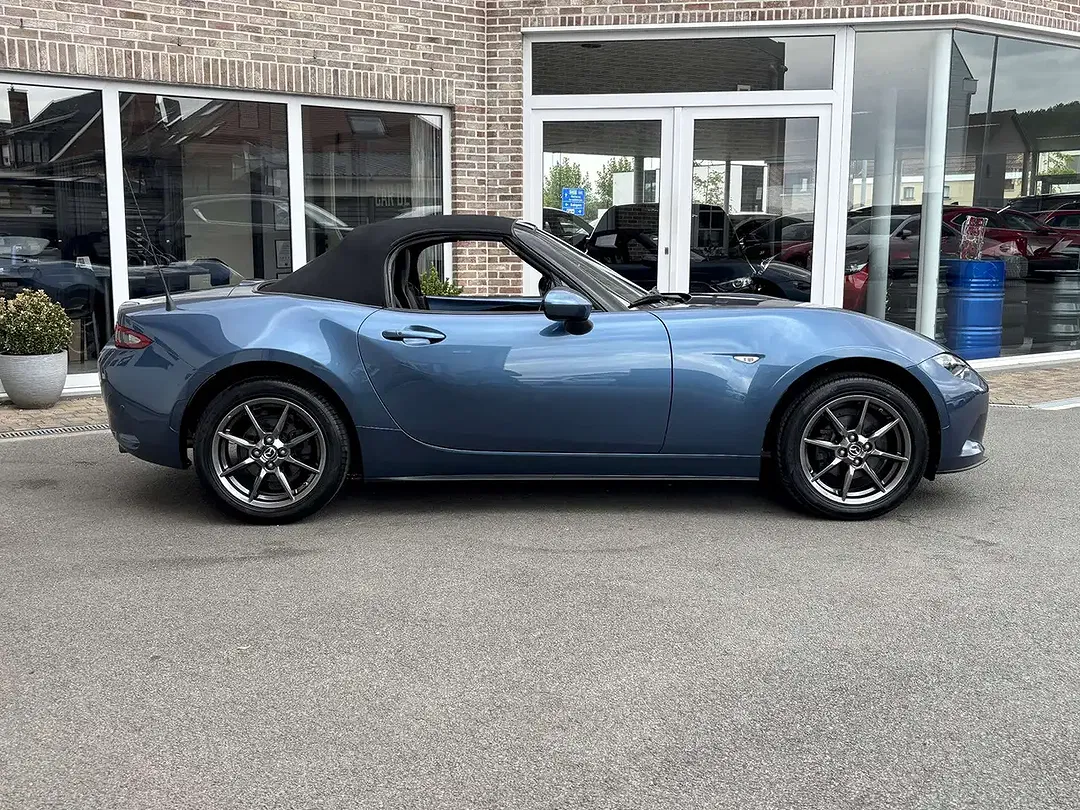 Mazda MX-5 - Thumbnail 9