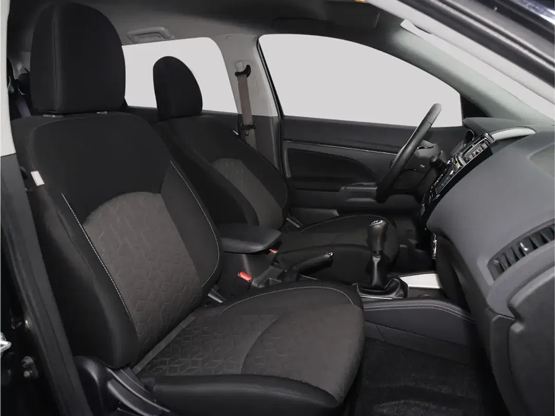 Mitsubishi ASX - Thumbnail 6