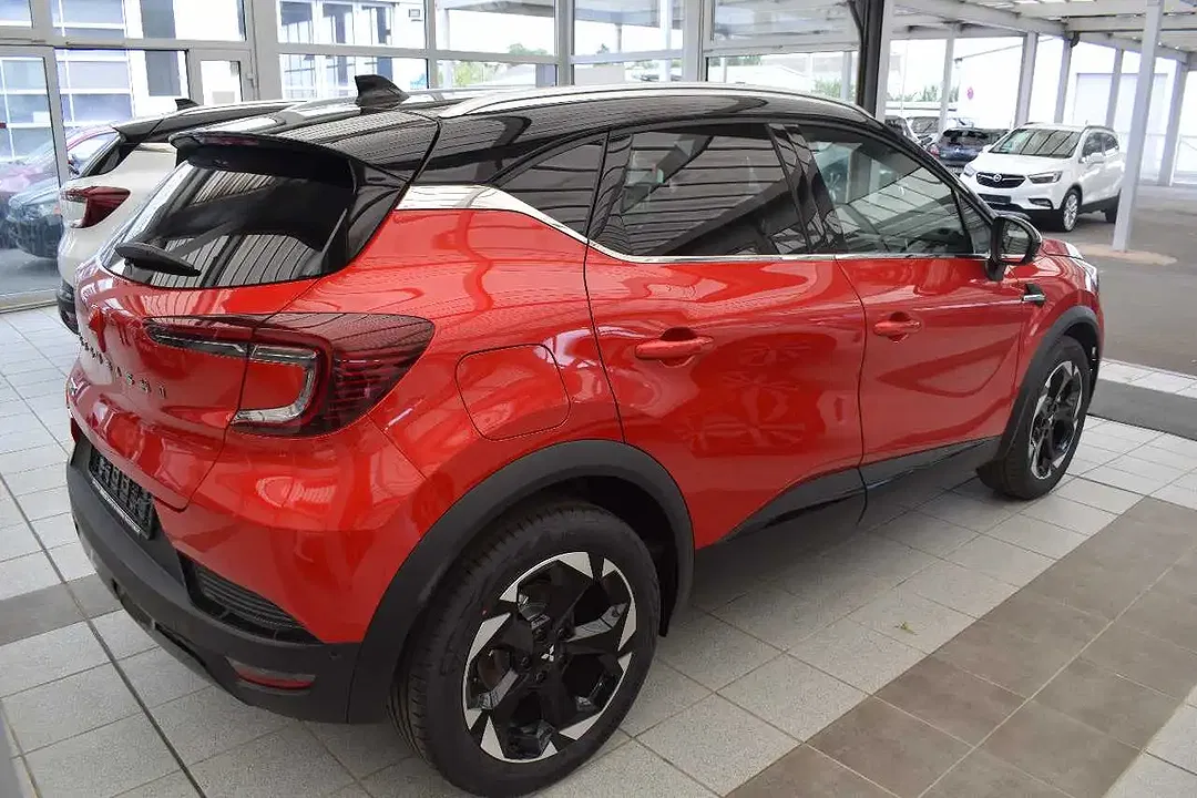 Mitsubishi ASX - Thumbnail 2