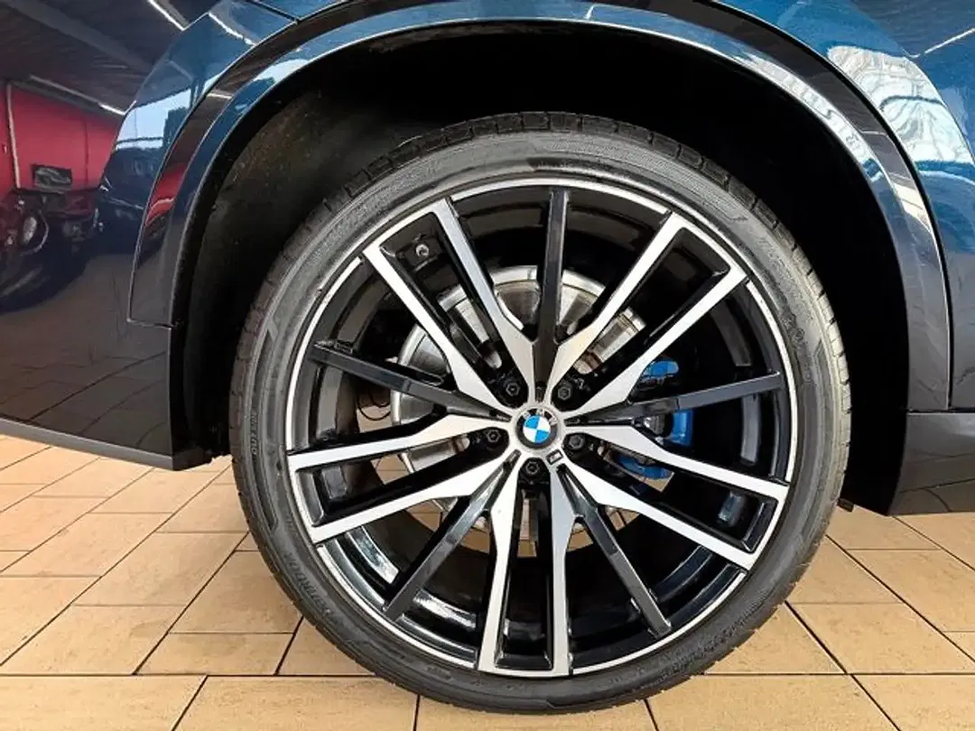 BMW X5 - Thumbnail 13