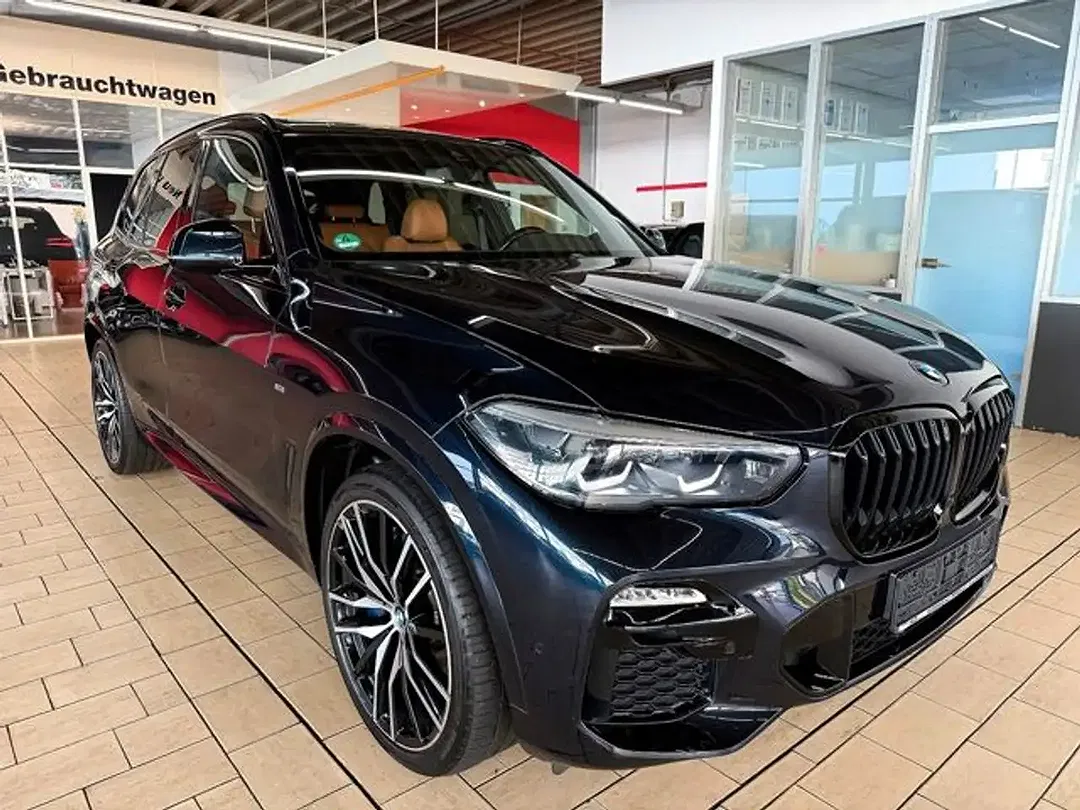 BMW X5 - Thumbnail 3