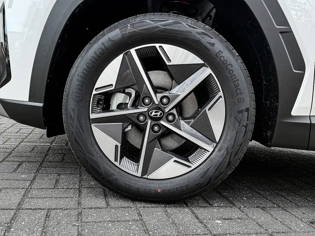 Hyundai TUCSON - Thumbnail 4
