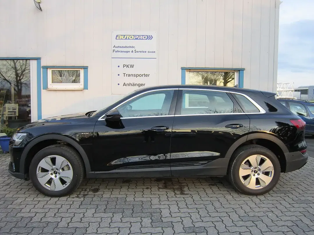 Audi e-tron - Thumbnail 2