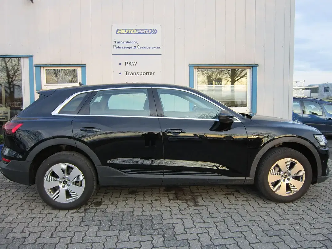 Audi e-tron - Thumbnail 4