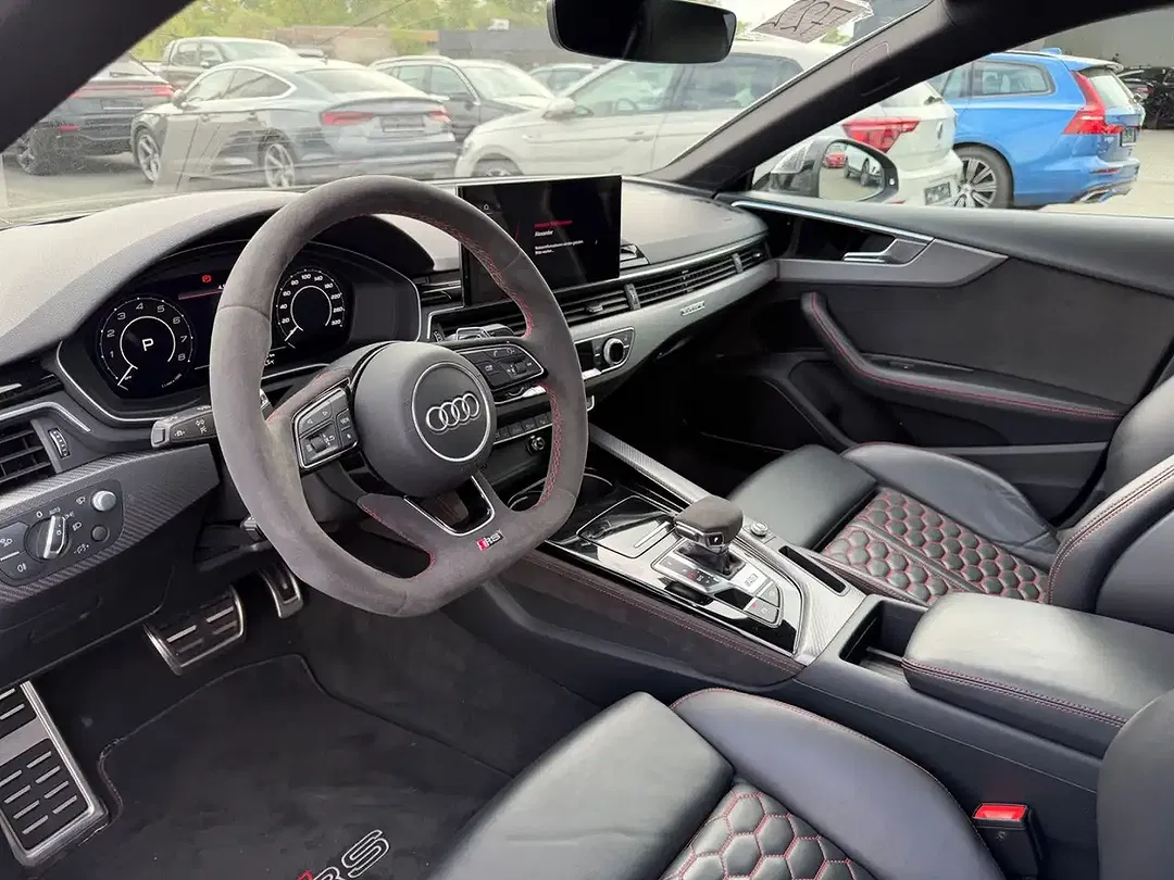 Audi RS5 - Thumbnail 9