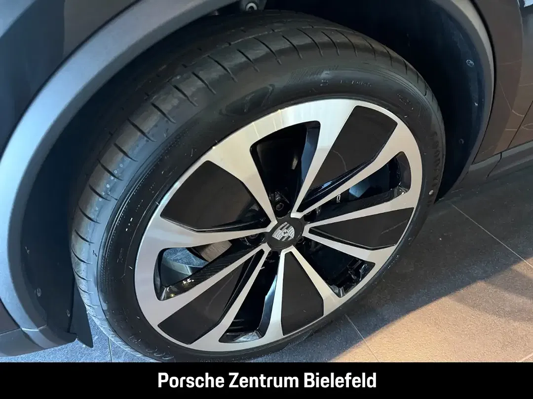 Porsche Macan - Thumbnail 11