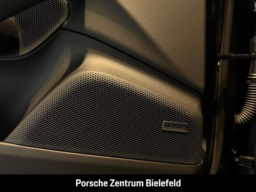 Porsche Macan - Thumbnail 20