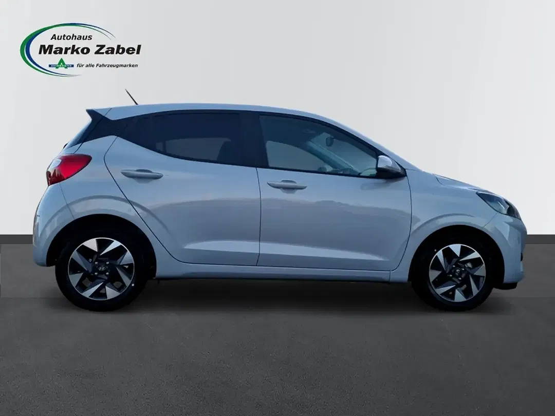 Hyundai i10 - Thumbnail 6