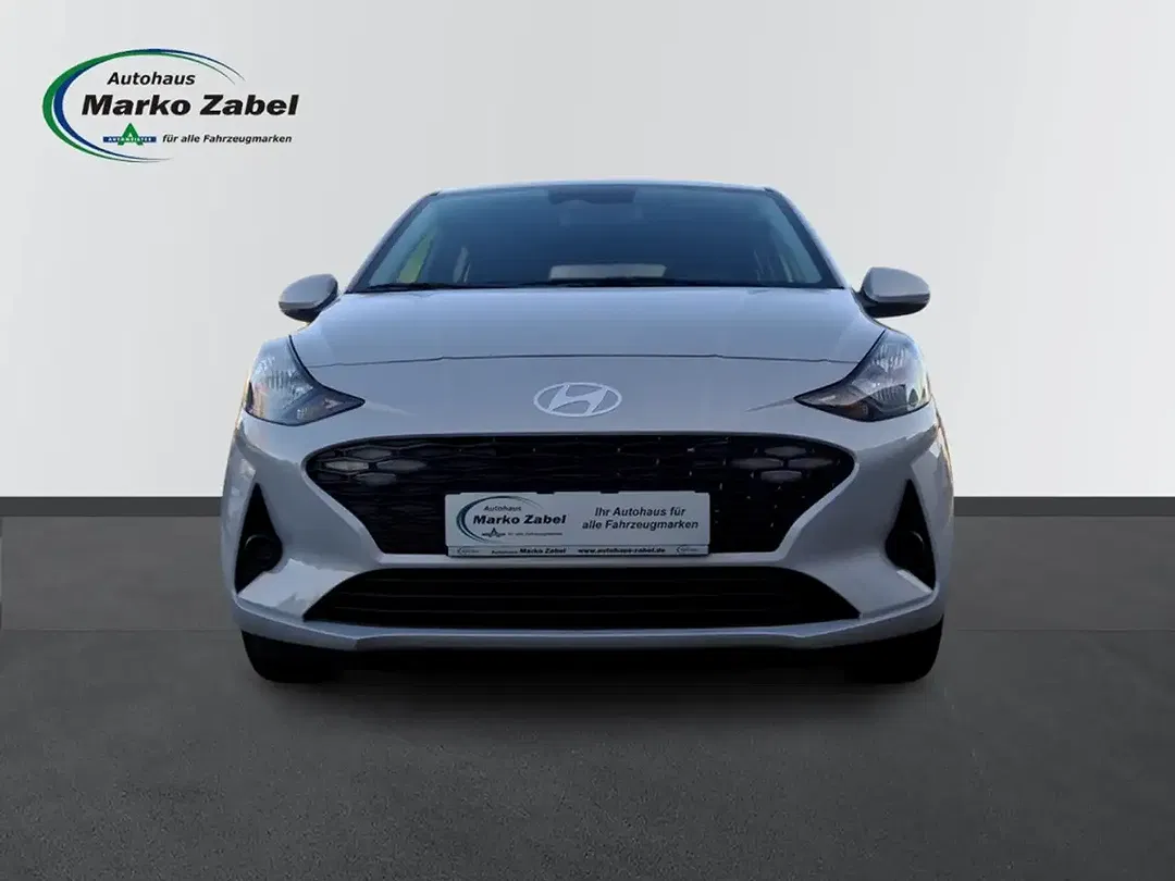 Hyundai i10 - Thumbnail 8