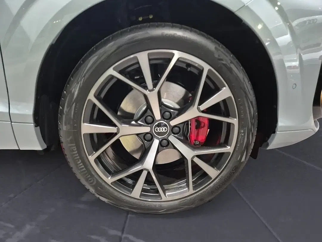 Audi Q3 - Thumbnail 9