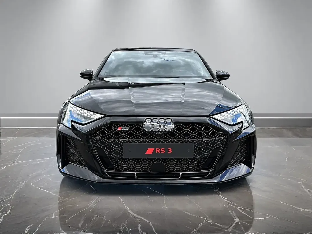 Audi RS3 - Thumbnail 3