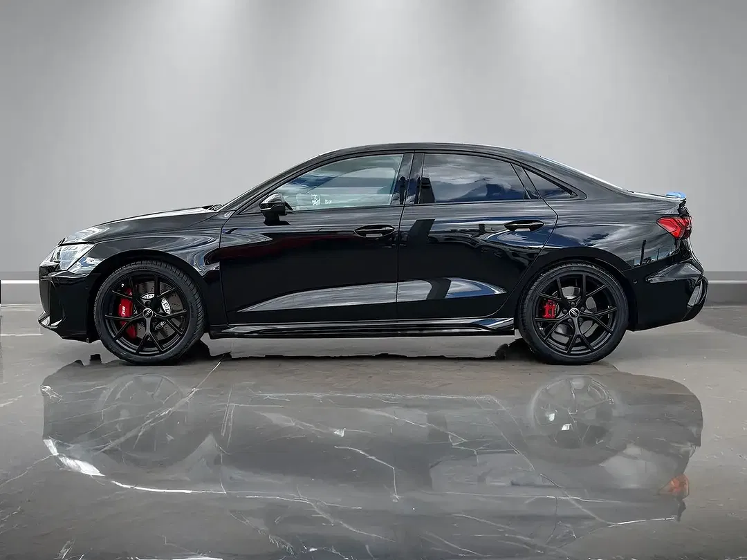 Audi RS3 - Thumbnail 5