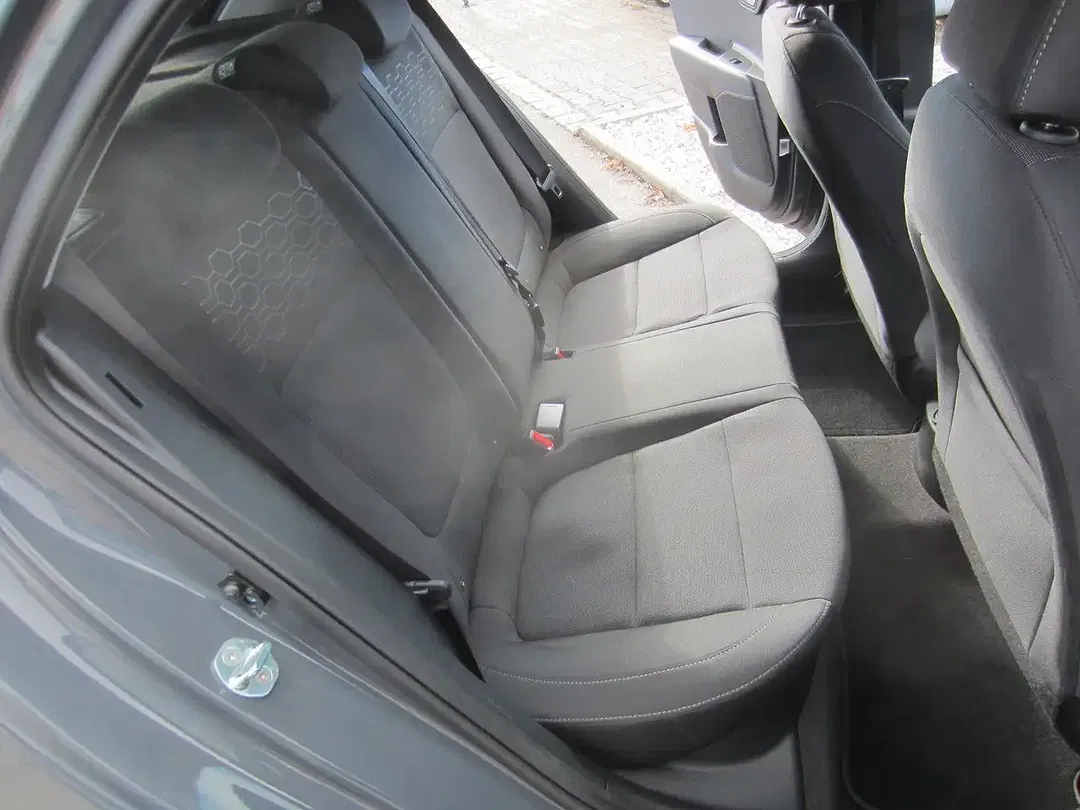 Kia Rio - Thumbnail 7