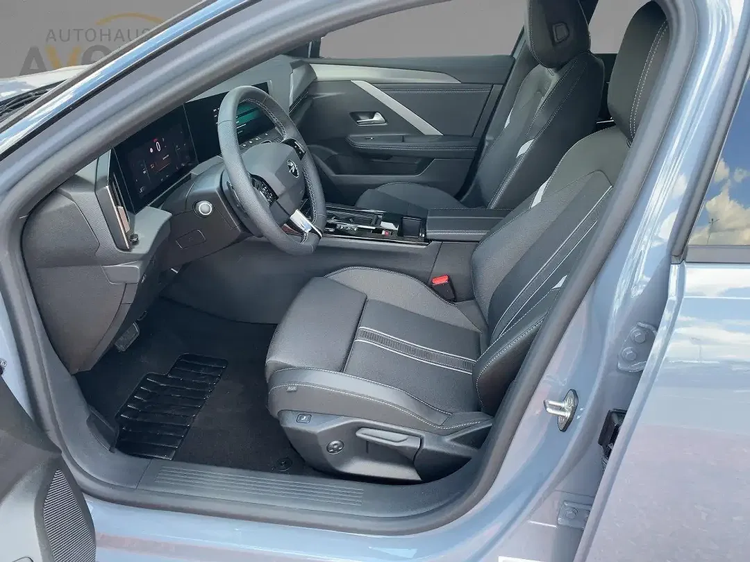 Opel Astra - Thumbnail 4