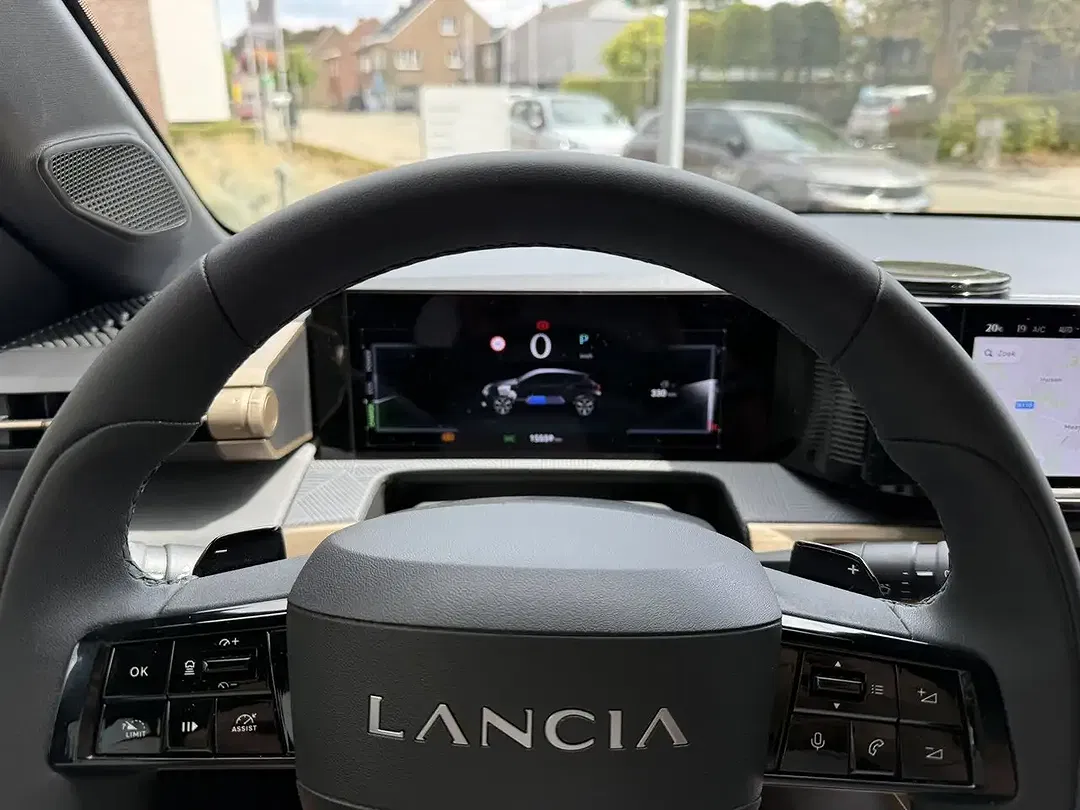 Lancia Ypsilon - Thumbnail 11
