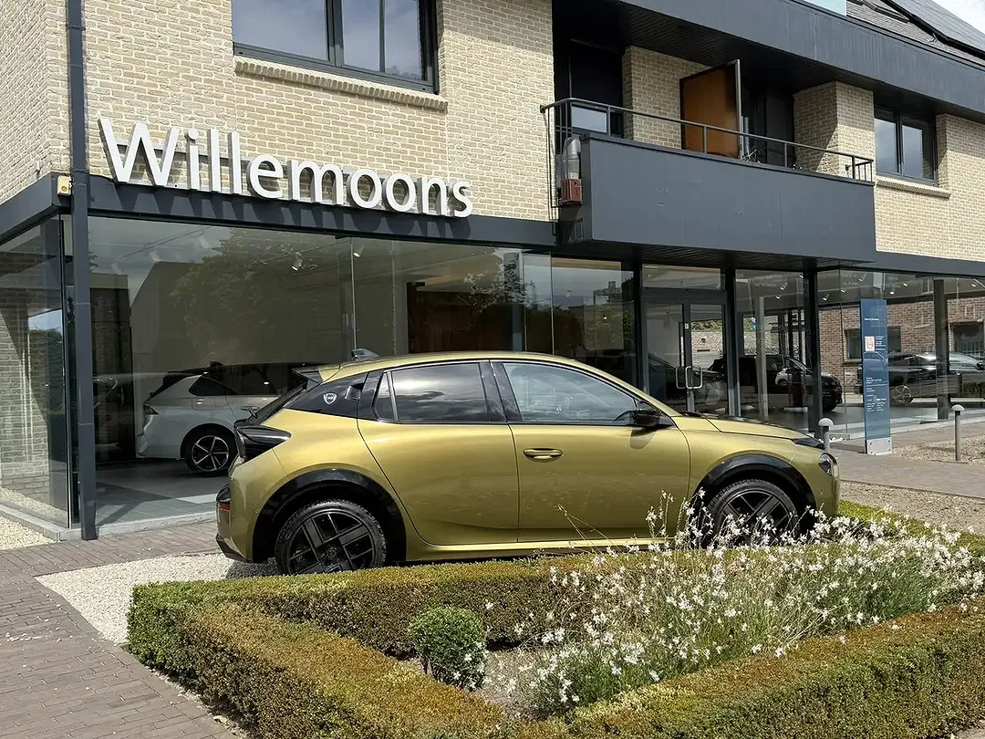 Lancia Ypsilon - Thumbnail 2