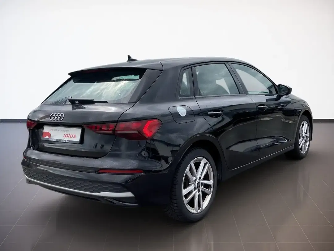 Audi A3 - Thumbnail 3