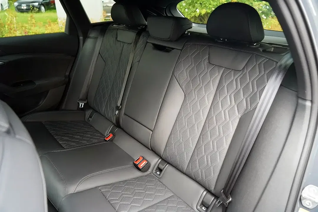 Audi A6 e-tron - Thumbnail 15