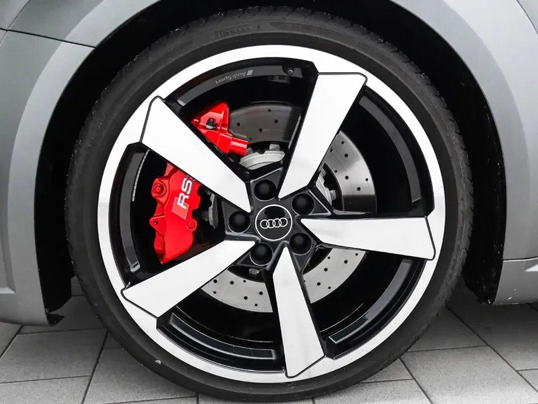 Audi TT RS - Thumbnail 2